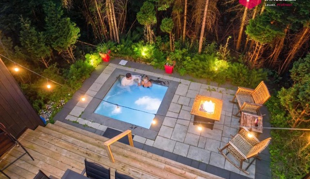 La Villa du Spa Creusé - Chalet avec spa extérieur privé à Pont-Rouge - Resort près de Québec