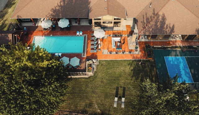 Lake Country Retreat with private pool