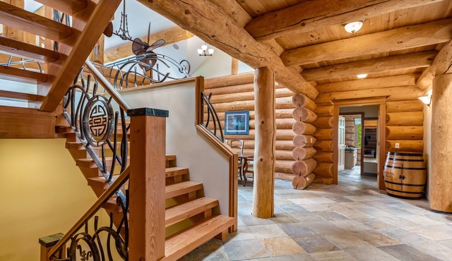 Lake Front Log Home on Kootenay Lake,British Columbia