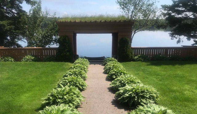 Lakefront Suite