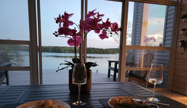 Lakeside Kingdom