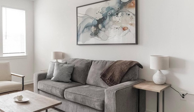 Landing | Incredible 1BD, Gym, Clubhouse