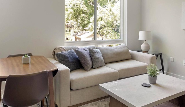 Landing | Spectacular Studio in Caraleigh
