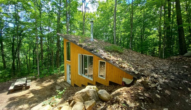 Le Grand Chêne ~ Chalet refuge without electricity or running water