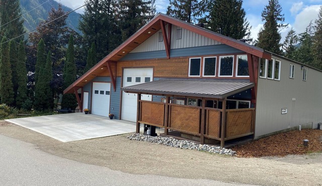 Lodge with Direct ATV Trail Access, Hot Tub and ShopnIt’s the Perfect Home Base!