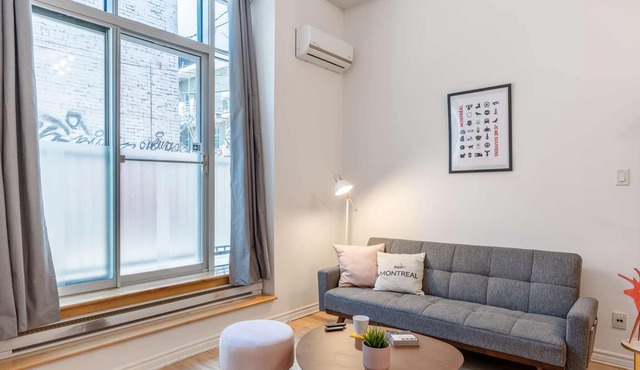 Lofts aylwin - designer open space newly renovated