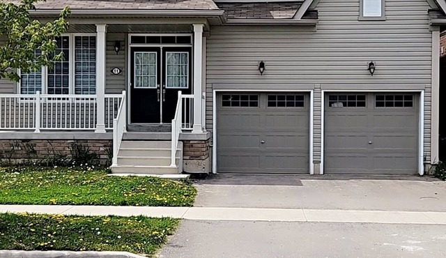 Lola's Place Luxury 3BR with 4BEDS Close to fall, sleeps 8.