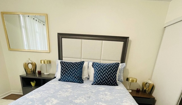 Lovely 2 bedroom Condo