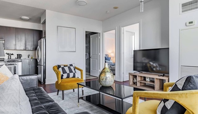 Lovely 3 Bedroom Condo with Balcony