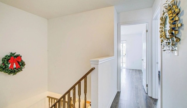 Lovely 3-bedroom house in Barrie with WiFi and AC
