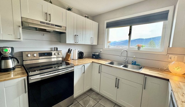 Lumby -Your Home Away from Home