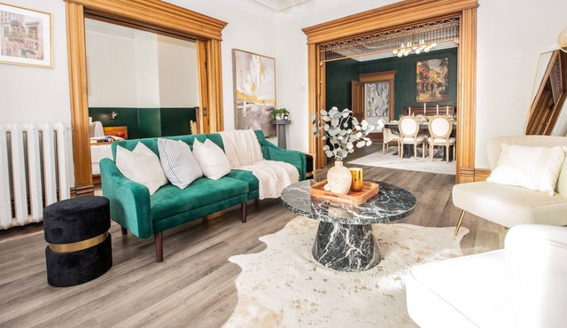 Luxe Turn-Of-The-Century Suite by Reversing Falls