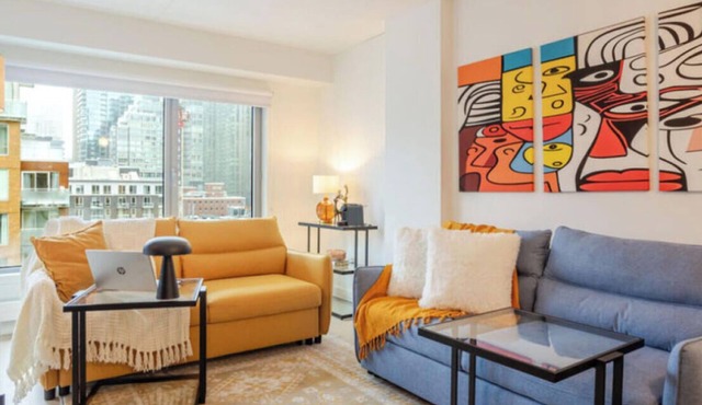 Luxury 1BR Apartments | Parking + Rooftop BBQ