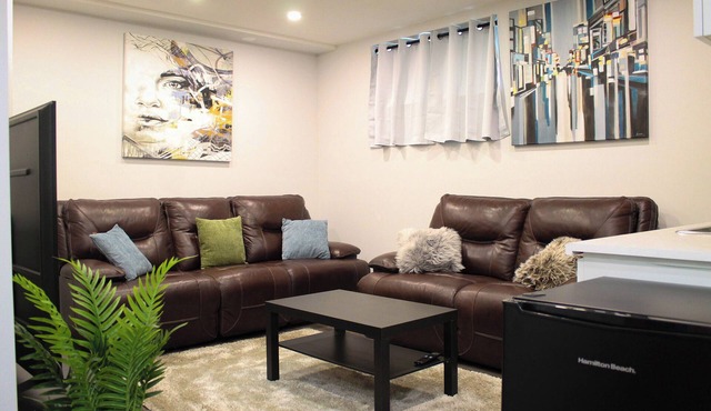 Luxury 2 bedroom basement