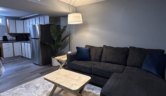 Luxury, Calm and Comfortable Suite in peaceful area.