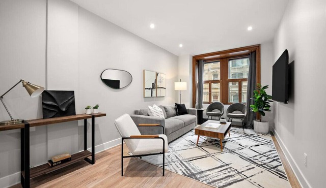 Luxury Central Old Port MTL Apt - Notre-Dame