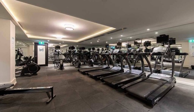 Luxury Condo in the heart of Downtown, Toronto