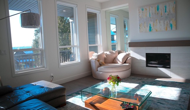 Luxury Coquitlam Escape with Beautiful Zen Interiors, Minutes to Transit