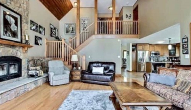 Luxury Cottage Estate & Guest House