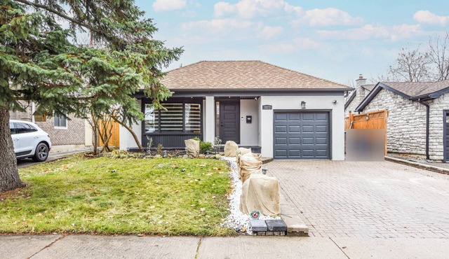 Luxury Home in Mississauga
