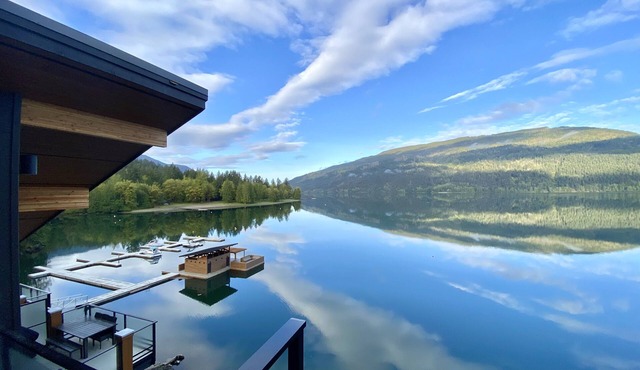 Luxury on Cultus Lake