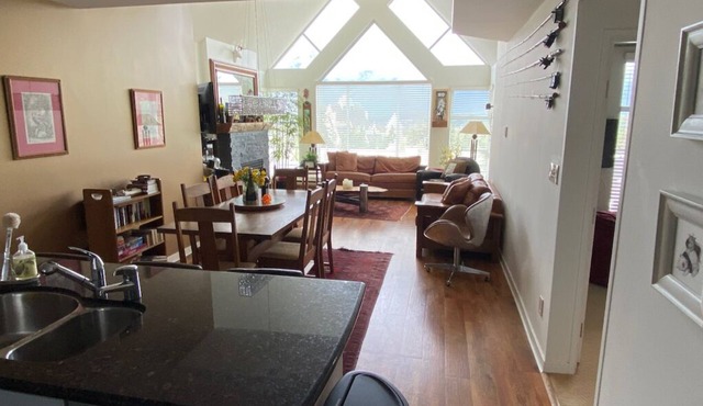 Luxury ski-in ski-out condo 603 on Whistler Blackcomb-spectacular mountain views