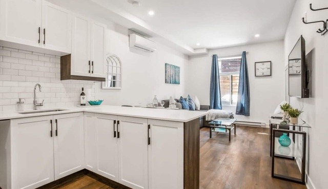 M11 | Le Mile End - Cozy studio in MTL-2C