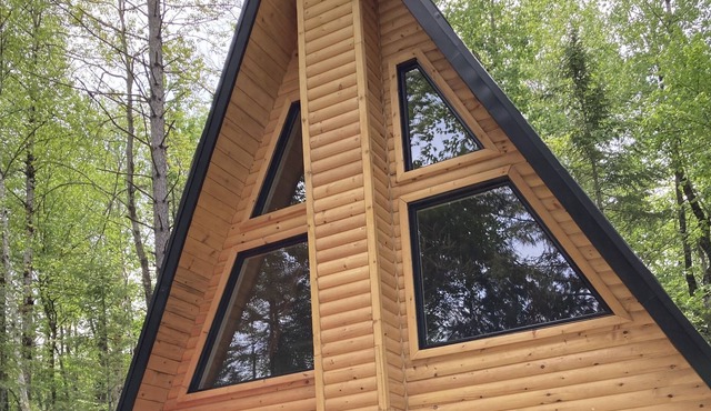 Magnifique Chalet A-frame sur la Riviere