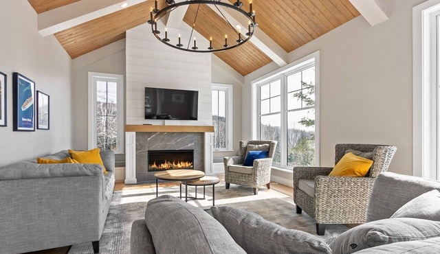 Manivole - Luxueux Chalet 4 Chambres à Coucher Avec Magnifique VUE SUR LE Fleuve