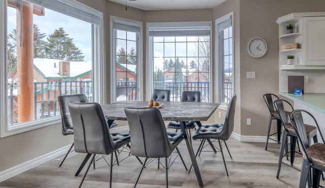 Marble Canyon 4 bedroom townhome: Unit 701P2