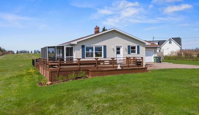 Marina Breeze Vacation Home