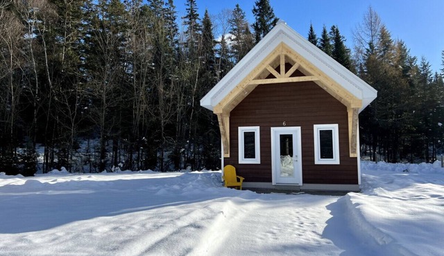 Mini cottage # 6 by the river banks
