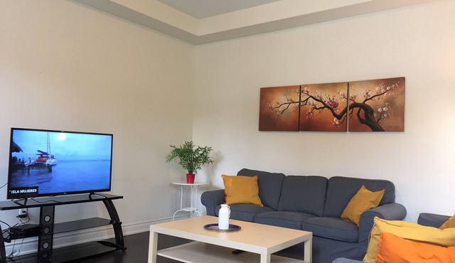 Mississauga/Oakville, Family New Home, 10 PPL