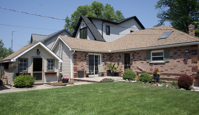 ML cottage on Lake Simcoe