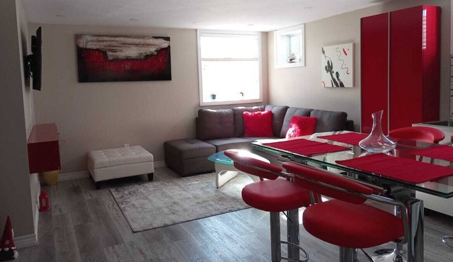 Modern and Luxuries One Bedroom Apartment