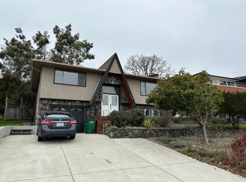 Modern Cozy Home W Free Parking- Close to Downtown & Beach