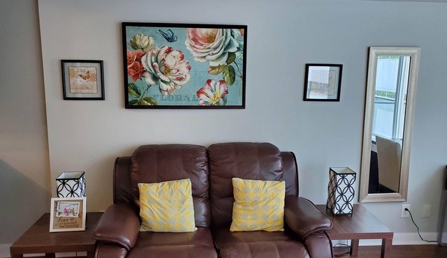 Modern Stylist Condo in the Heart of Scarborough