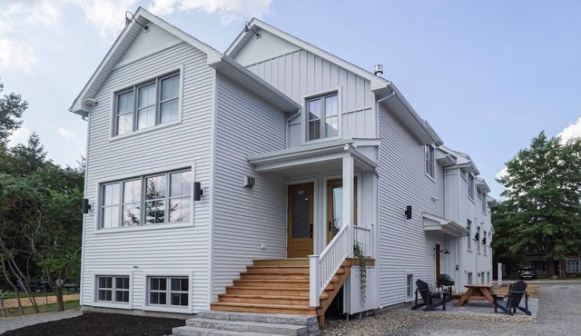 Most beautiful condo 101 in Bromont Vieux