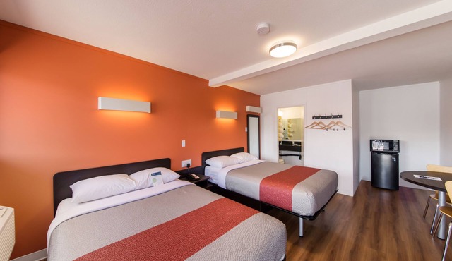 Motel 6 Cranbrook, BC