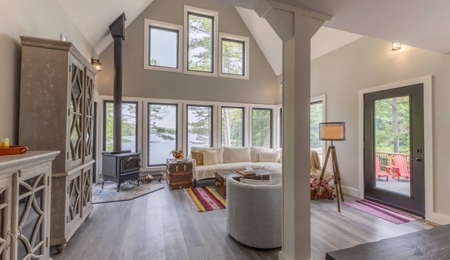 Muldrew Lake Family Escape, Sleeps 10