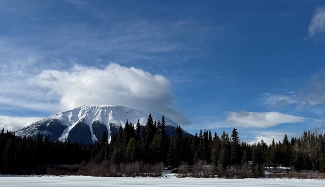 Nadina Mountian Wilderness Lodge - Off Grid Wilderness Retreat