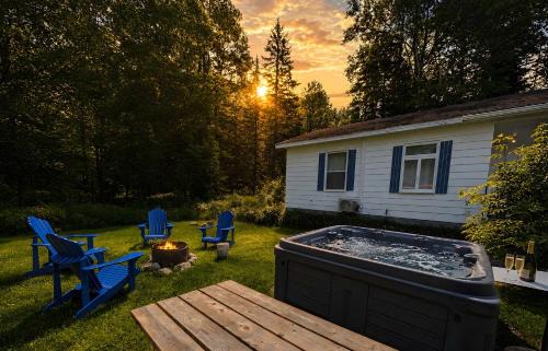 Nature Chalet with Private Spa & Firepit