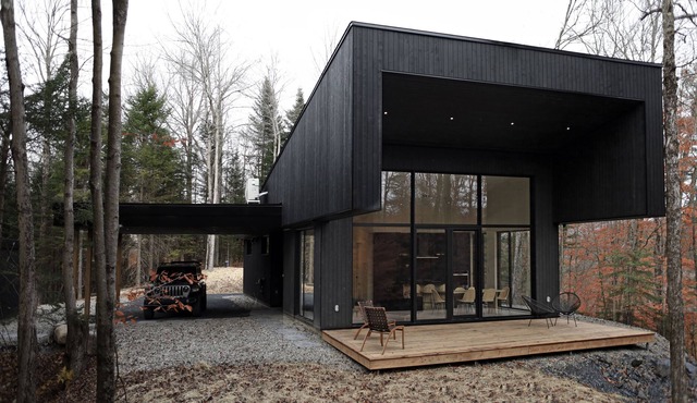 New cabin with sauna: architecture and nature