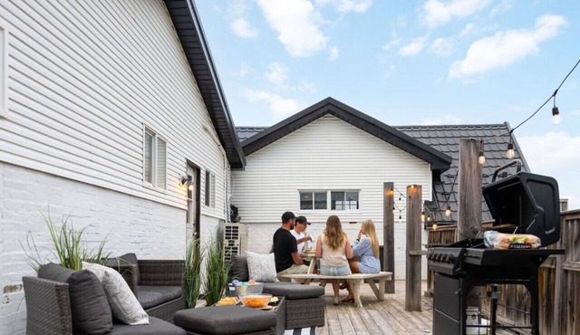 *New! Collingwood Boutique Suites - Unit C