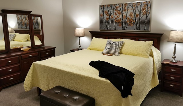 New Home for Business Exec, Professional or Family - Close to U of S and RUH