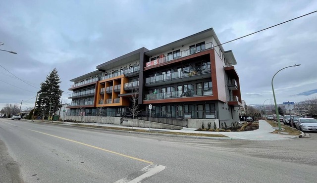 New Listing in VRBO Short Term Vacation Rental - Minimum One Month