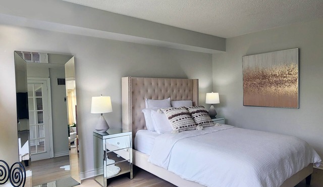 Newly Renovated 2 Bed/2 Bath 1400 Sq Ft Condo!