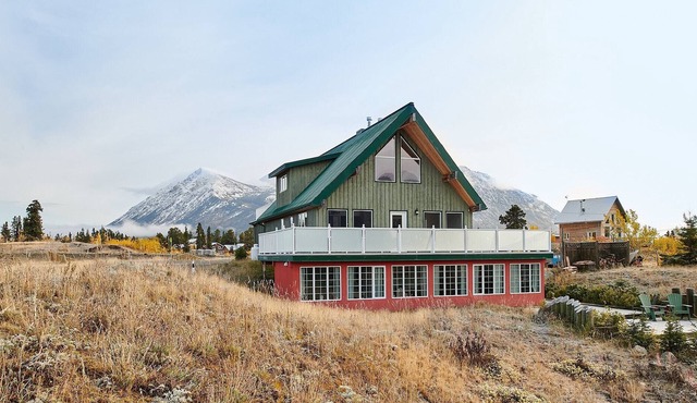 NN - The Beach House, Carcross 3-bed 2-bath