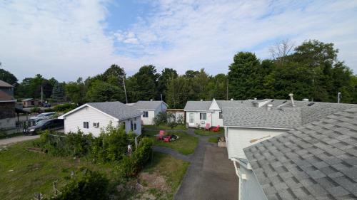 Oakwood Motel