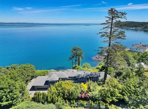 Oceanfront Oasis